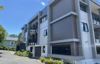8/241 Hinemoa Street, Birkenhead