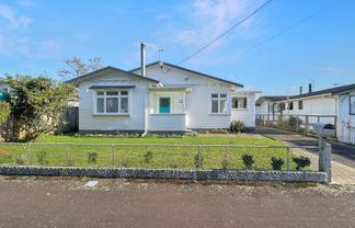 38 Sedcole Street, Pahiatua