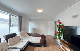 2/27 Cardwell Street, Onehunga