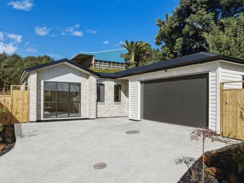 18 Rongoa Maori Way, Pukekohe