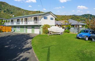 296 Waikawa Road, Picton