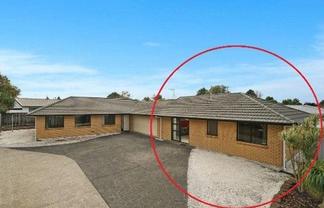 26B Lincoln Road, Henderson