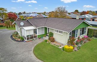 64 Creek Road, Allenton