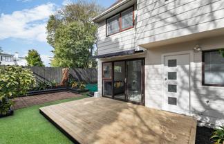 15/19a Gray Avenue, Mangere East
