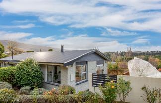 18 Branxholm Street, ROXBURGH