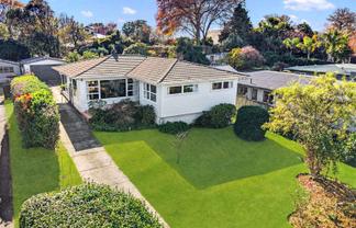 43 High Street, Glenholme
