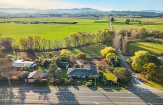 1632 Cust Road, Cust