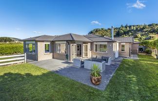 88B Endeavour Drive, Whitby