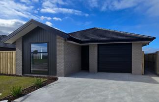 10 Hope Drive, Lincoln