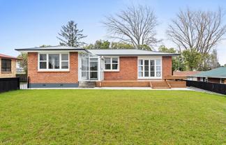 46 Bruce Avenue, Glenview