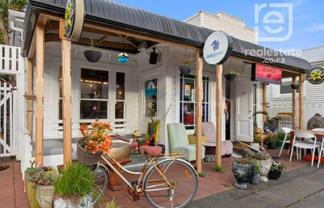 Landmark Property in the Heart of Eastbourne