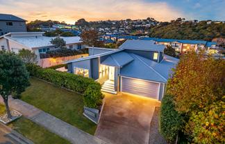 11 Te Puia Drive, Aotea