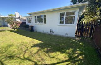 9 Tawa Street, Roslyn