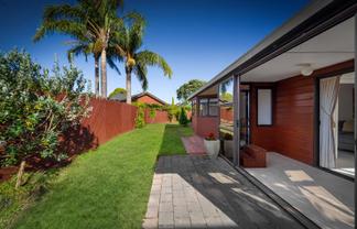 26 Settlers Grove, Orewa