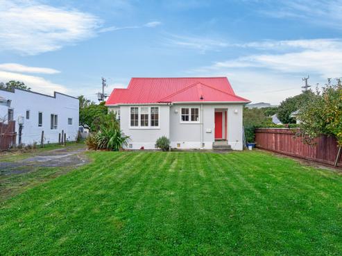 14 Saint James Avenue, Boulcott