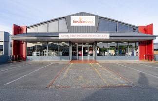 HIGH PROFILE CBD COMMERCIAL OPPORTUNITY
