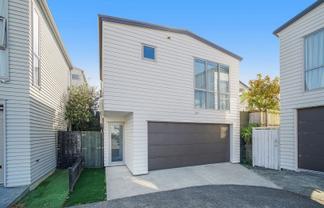 13 Lockheed Street, Hobsonville