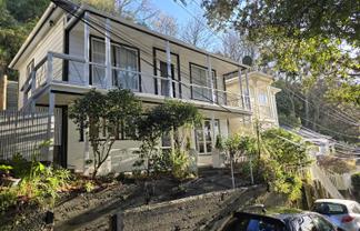 B/35 Patanga Cres (Bot) FULLY-FURNISHED STUDIO, Thorndon