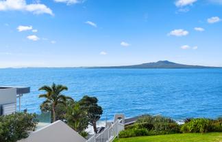 5/241 Hurstmere Road, Takapuna