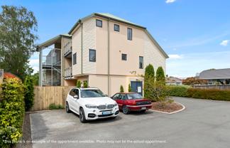 2/12 London Street, Richmond