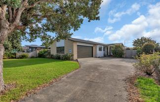 7 Endeavour Place, One Tree Point