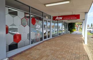 Well presented commercial space