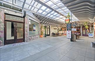 Versatile Office/Retail Space in Courtville Place