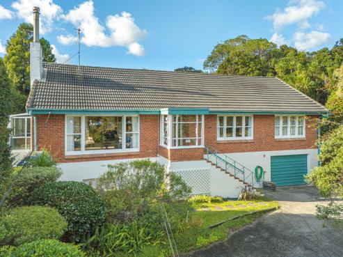 9 Porter Crescent, Helensville