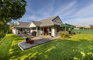 9 Gresham Place, Taradale