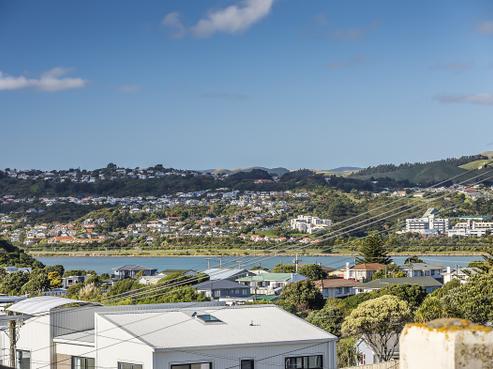 16 Tuki Street, Titahi Bay