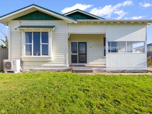 303 Princes Street, Strathern