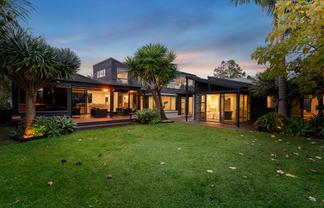 6 Birchwood Grove, Greenhithe