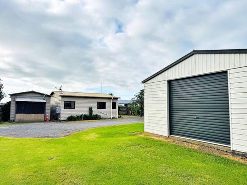 61 State Highway 1, Awanui