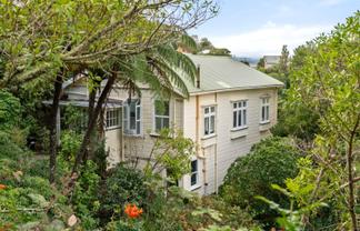 8 Northland Road, Northland