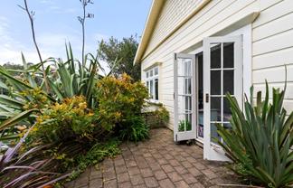 8 Northland Road, Northland