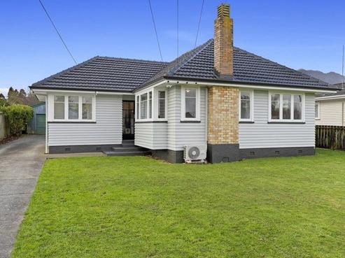 2 Clarke Avenue, Te Aroha