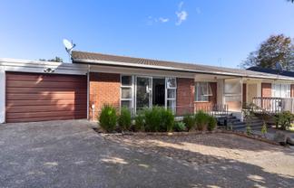 2/26 James Road, Manurewa