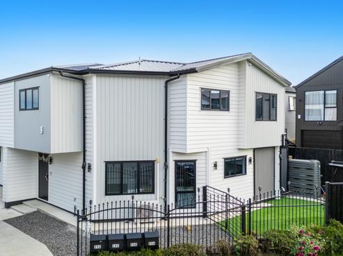 25A Leaver Place, Weymouth