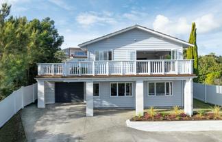 106 Captain Scott Road, Glen Eden
