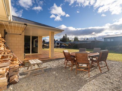 37 Rhoboro Road, Twizel