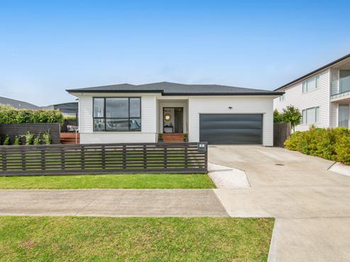 22 Takurua Terrace, Orewa