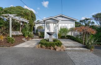 22 Ngatoto Street, Ngaio