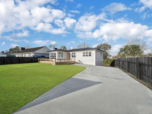 26 Williams Crescent, Otara