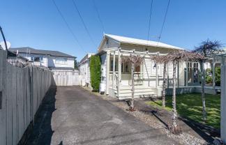266 Meola Road, Point Chevalier