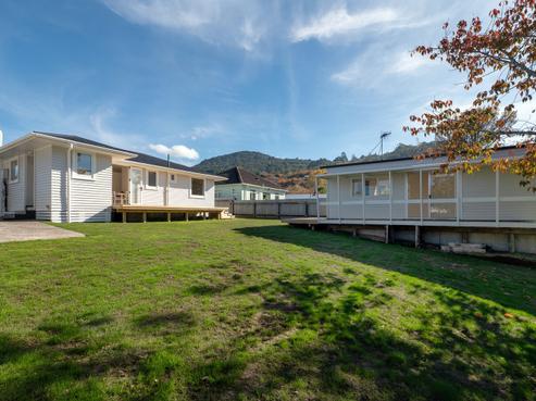 11 Park Road, Western Heights