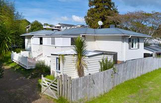 56 Clayburn Road, Glen Eden