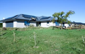 7 Lake View Road, Waipukurau