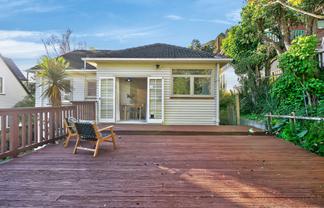 16 Woodvale Grove, Fairfield