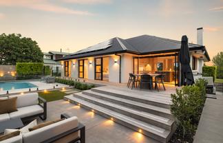 788 River Road, Chartwell