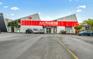 Large Format Retail & Warehouse | Mount Wellington